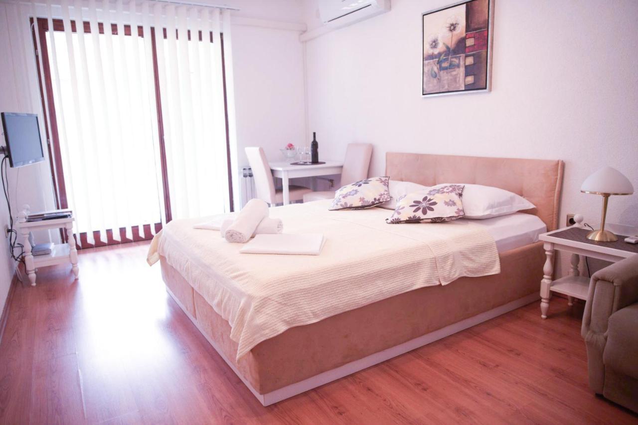 House Bilic Apartment Baska Voda Bagian luar foto