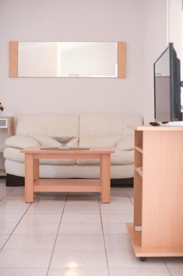 House Bilic Apartment Baska Voda Bagian luar foto