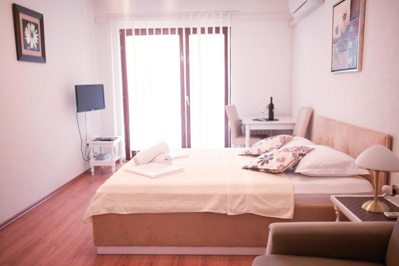 House Bilic Apartment Baska Voda Bagian luar foto
